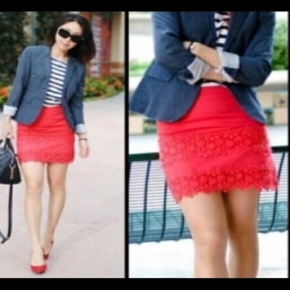 🎉HOST PICK🎉 J. Crew Daisy Red Scalloped Lace  Mini Skirt Size 2 - Picture 5 of 5